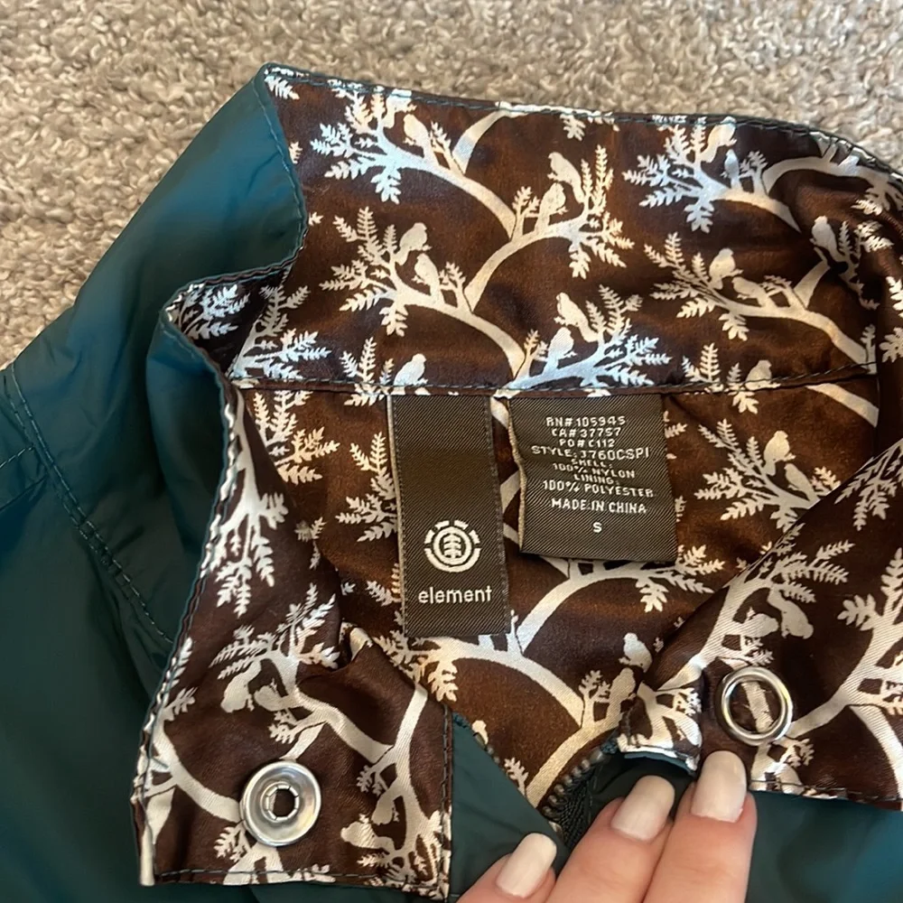 Element Jacket - Picture 3 of 5